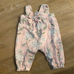 Floral print jumper with bow 💐